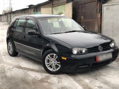 Фото авто Volkswagen Golf