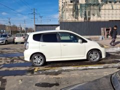 Фото авто Honda Fit