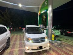 Сүрөт унаа Toyota Alphard