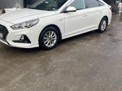 Photo of the vehicle Hyundai Sonata