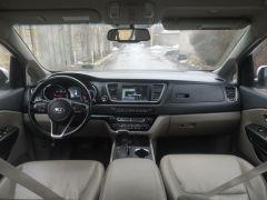 Фото авто Kia Carnival