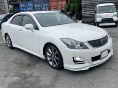 Сүрөт унаа Toyota Crown