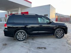 Фото авто Toyota Land Cruiser