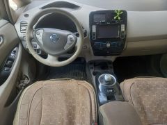 Сүрөт унаа Nissan Leaf