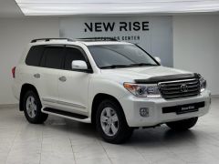 Фото авто Toyota Land Cruiser