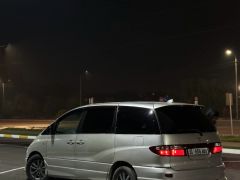 Photo of the vehicle Toyota Estima