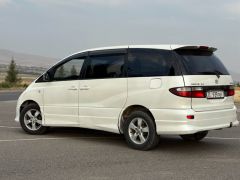 Фото авто Toyota Estima