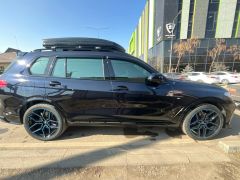 Photo of the vehicle BMW X7