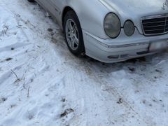 Фото авто Mercedes-Benz E-Класс