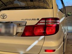 Сүрөт унаа Toyota Alphard