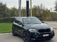 Photo of the vehicle BMW X5