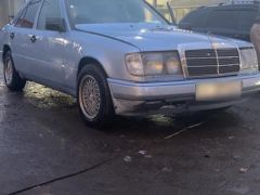 Сүрөт унаа Mercedes-Benz W124