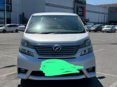 Сүрөт унаа Toyota Vellfire