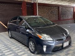 Фото авто Toyota Prius