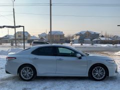 Photo of the vehicle Toyota Camry