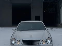 Photo of the vehicle Mercedes-Benz E-Класс