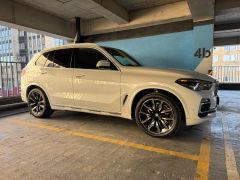 Фото авто BMW X5