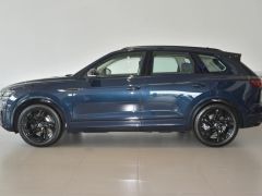 Фото авто Volkswagen Touareg