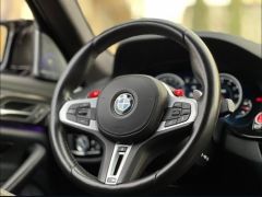 Photo of the vehicle BMW M5