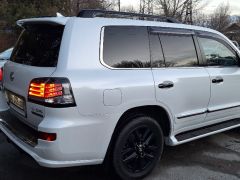 Photo of the vehicle Lexus LX