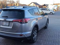 Сүрөт унаа Toyota RAV4