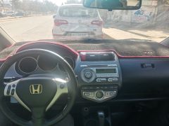 Photo of the vehicle Honda Jazz