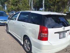 Сүрөт унаа Toyota Wish