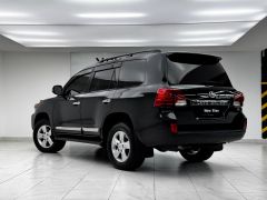 Сүрөт унаа Toyota Land Cruiser