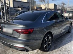 Фото авто Audi A4