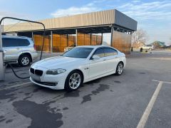 Photo of the vehicle BMW 5 Series