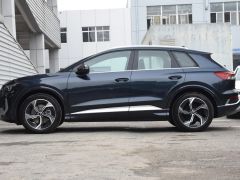 Фото авто Audi Q4 e-tron