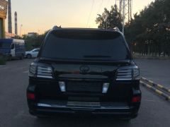 Photo of the vehicle Lexus LX