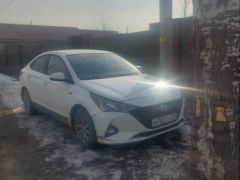 Photo of the vehicle Hyundai Solaris