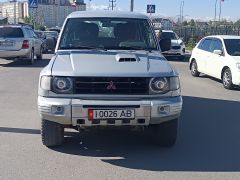 Сүрөт унаа Mitsubishi Pajero