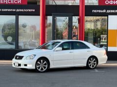 Photo of the vehicle Toyota Crown