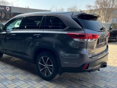 Сүрөт унаа Toyota Highlander