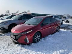 Фото авто Toyota Prius