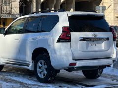 Photo of the vehicle Toyota Land Cruiser Prado