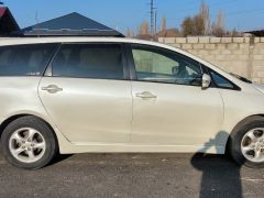 Сүрөт унаа Mitsubishi Grandis