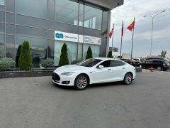 Фото авто Tesla Model S