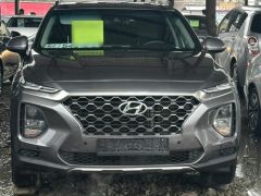 Photo of the vehicle Hyundai Santa Fe