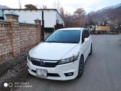 Фото авто Honda Stream