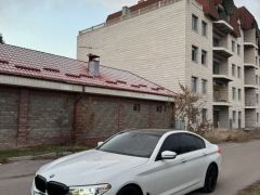 Photo of the vehicle BMW 5 Series