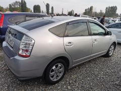 Сүрөт унаа Toyota Prius