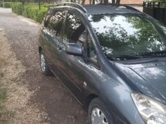 Сүрөт унаа Toyota Corolla Verso