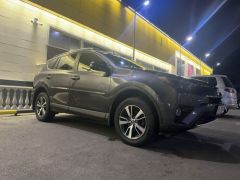 Сүрөт унаа Toyota RAV4