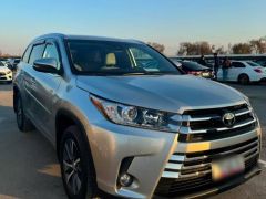 Сүрөт унаа Toyota Highlander