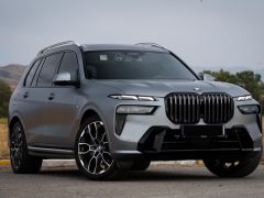 Фото авто BMW X7