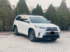 Photo of the vehicle Toyota Highlander