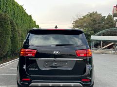 Photo of the vehicle Kia Carnival